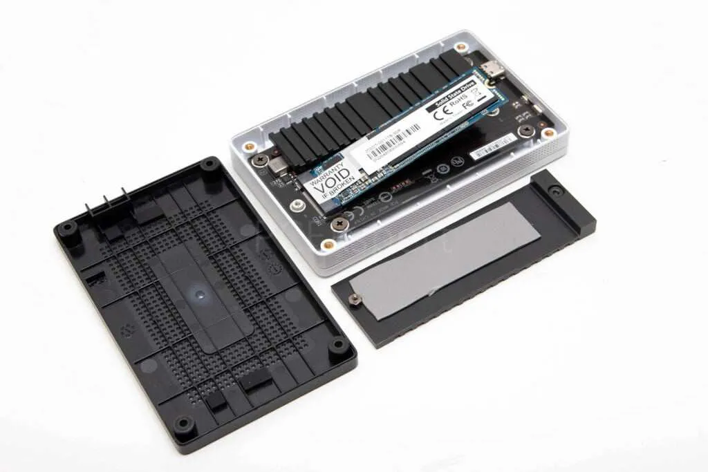 Gigabyte Vision 1TB eskterni disk - opis 9 gigabyte vision 1tb 12 Sajber Sfera IT News, Tech, Gaming, Reviews