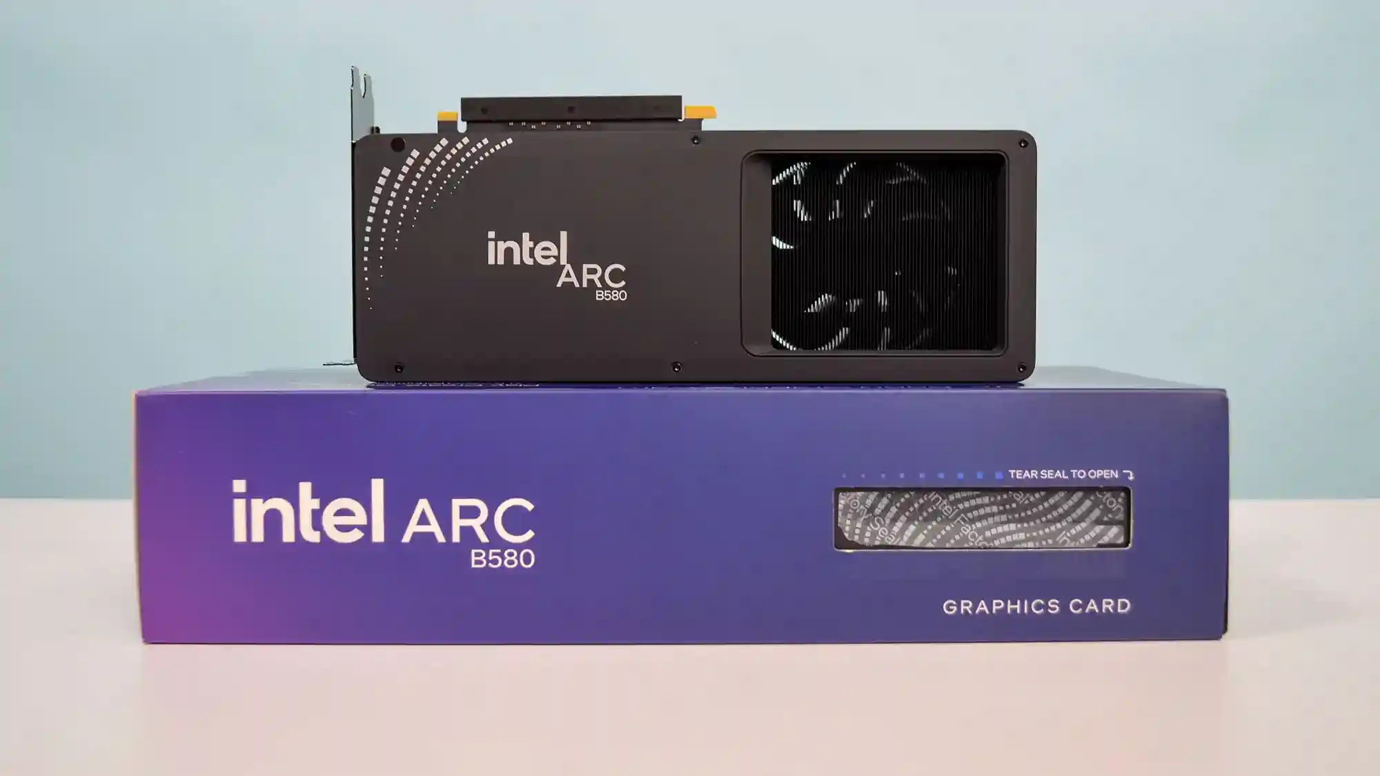 Najbolje grafičke kartice u 2025. 2 Intel ARC B580 budžetska GPU kutija 2 - Najbolje grafičke kartice u 2025.